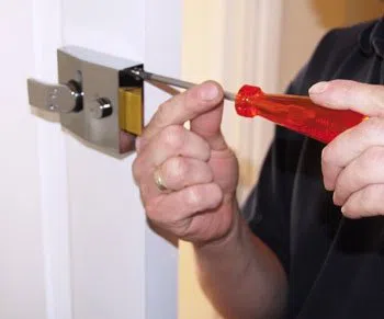 Neighborhood Locksmith Store Houston, TX 713-470-0706 - lock-locksmith
